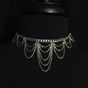 Genevieve Choker